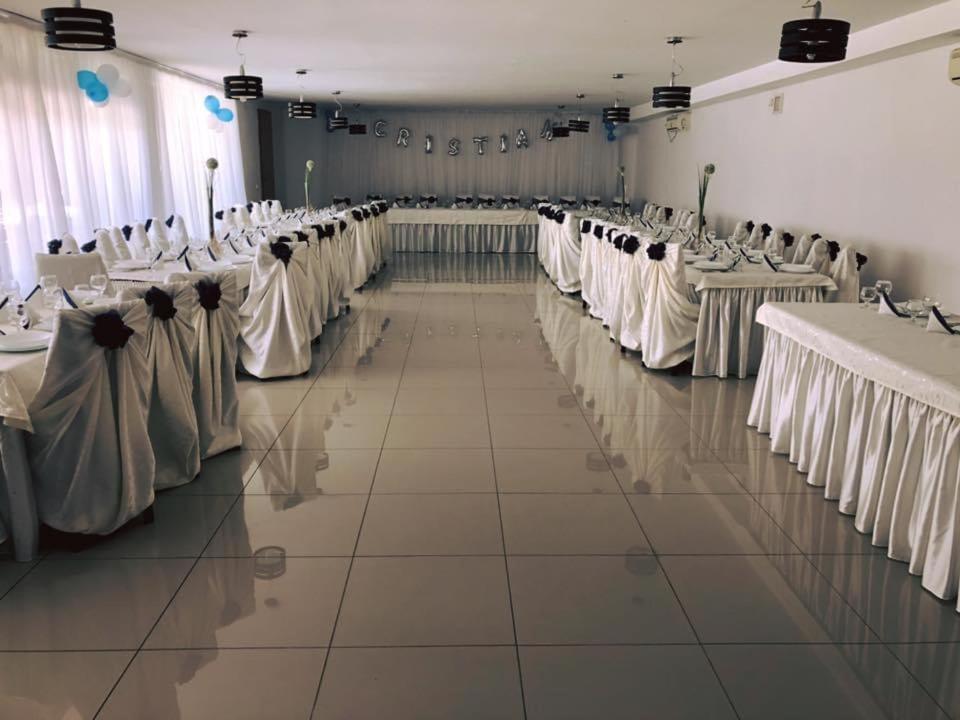 Pensiunea Deian-Clisura Dunarii Moldova Noua Zewnętrze zdjęcie
